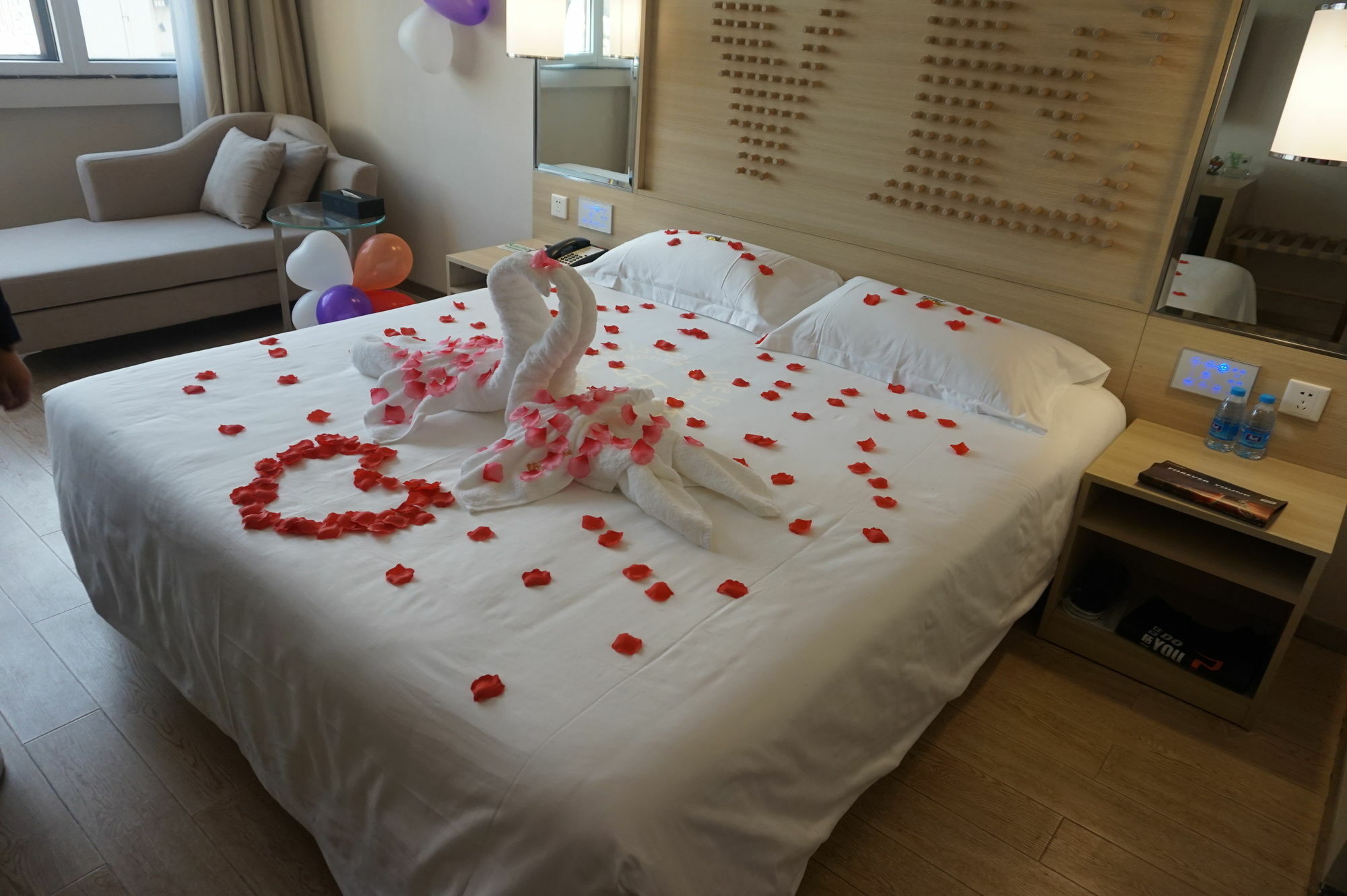 Orange Hotel Select Luohu Шънджън Екстериор снимка